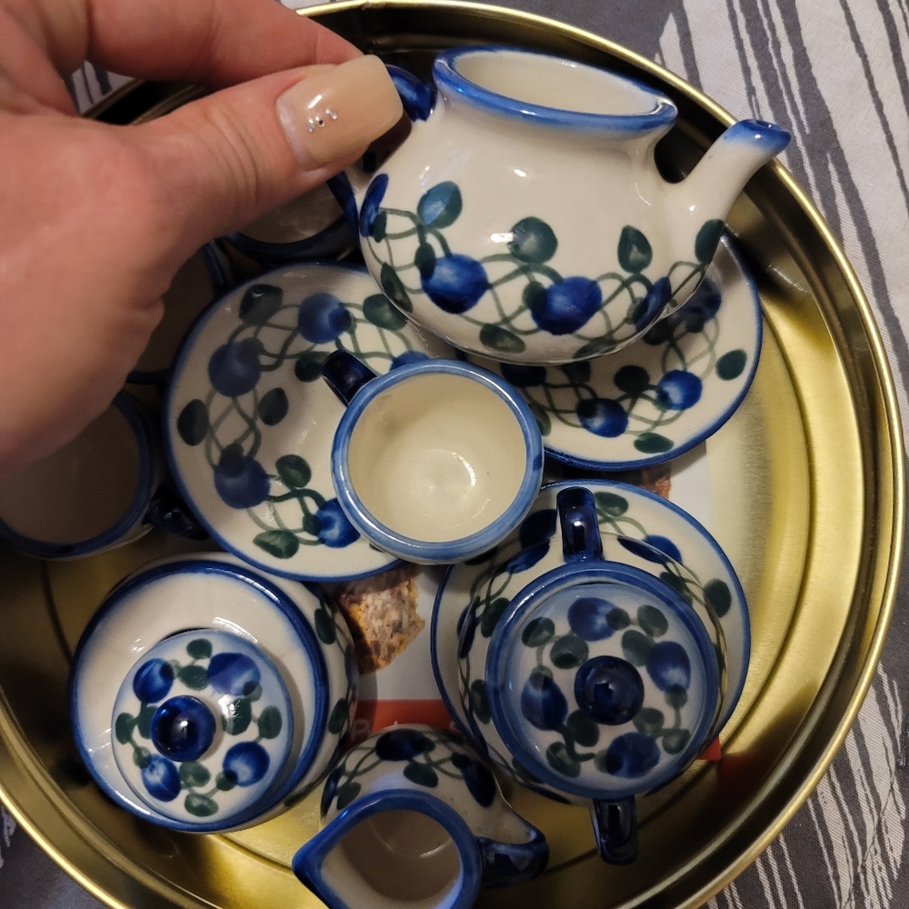 Mini tea set